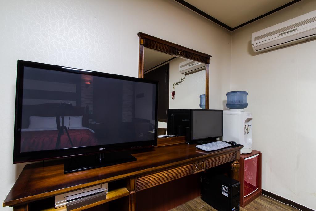 GuangJu Hotel Banana Gwangju Metropolitan City Bagian luar foto
