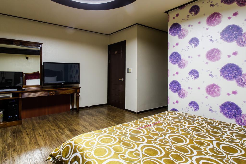 GuangJu Hotel Banana Gwangju Metropolitan City Bagian luar foto