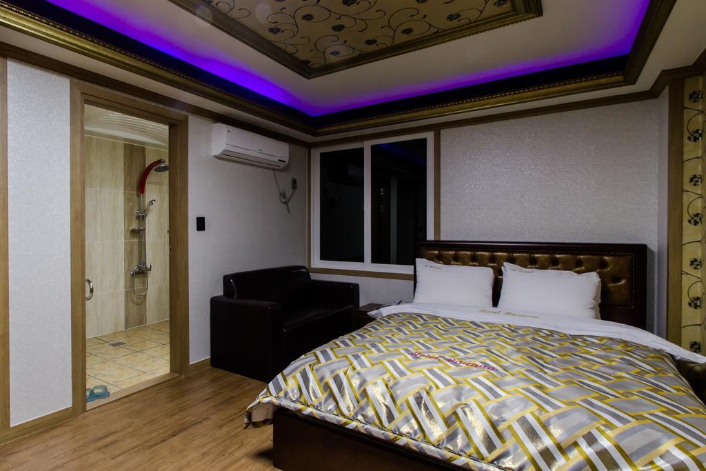 GuangJu Hotel Banana Gwangju Metropolitan City Bagian luar foto