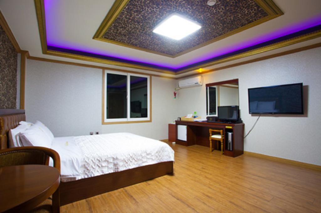 GuangJu Hotel Banana Gwangju Metropolitan City Bagian luar foto