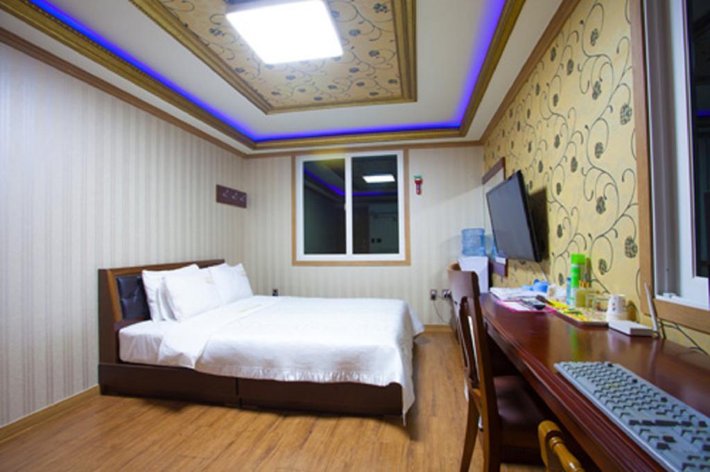 GuangJu Hotel Banana Gwangju Metropolitan City Bagian luar foto
