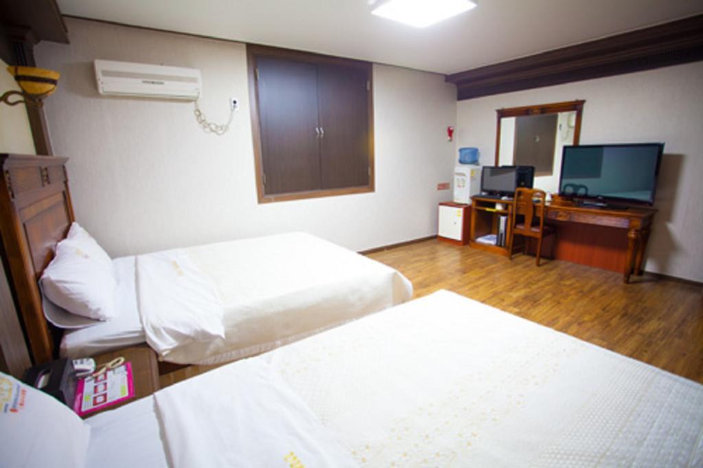 GuangJu Hotel Banana Gwangju Metropolitan City Bagian luar foto