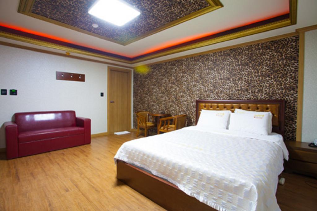 GuangJu Hotel Banana Gwangju Metropolitan City Bagian luar foto